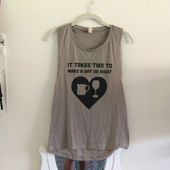 Graphic Muscle Tee Gray size Small